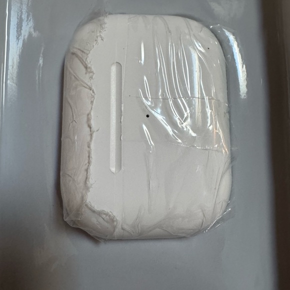 IPhone Accessories Gift Box - Picture 4 of 11